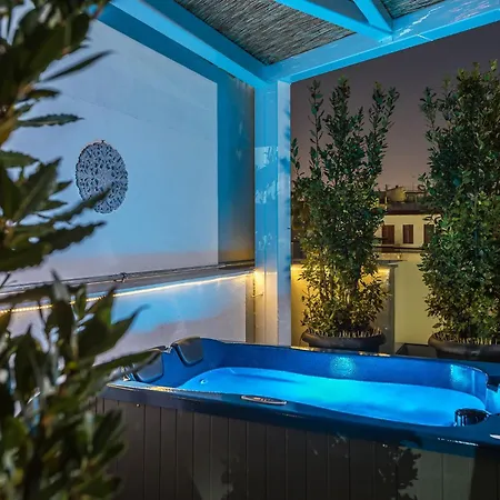 Apartment Sea Breeze With Jacuzzi