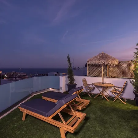 Sea Breeze With Jacuzzi Apartment *
