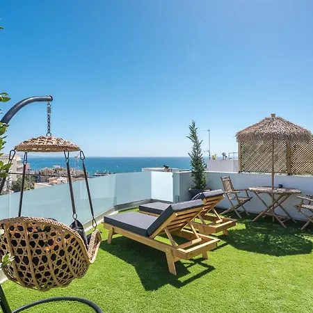 Sea Breeze With Jacuzzi Apartment