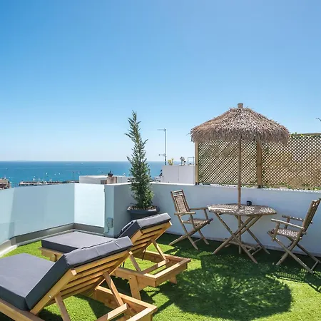 Sea Breeze With Jacuzzi Apartment *