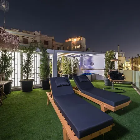 Apartment Sea Breeze With Jacuzzi